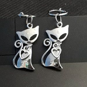 Cute Alien Cat Dangling Earring